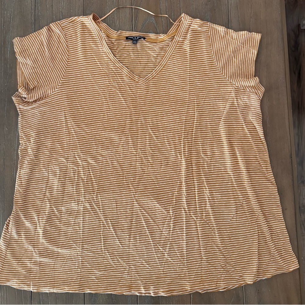 Cable & Gauge Tan Striped V-Neck Tee